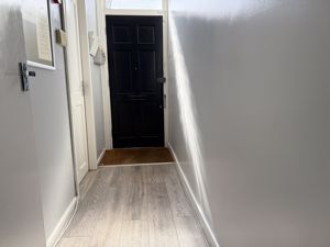 Photo 18- click for photo gallery